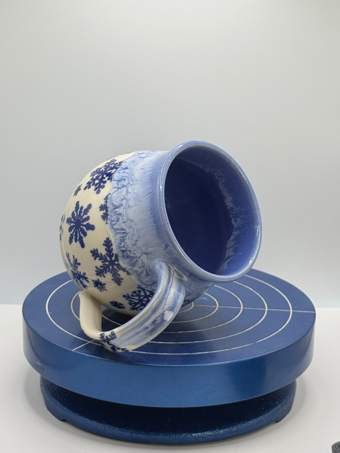 Freezing Blue Snowflakes Stoneware Coffee and Tea Mug