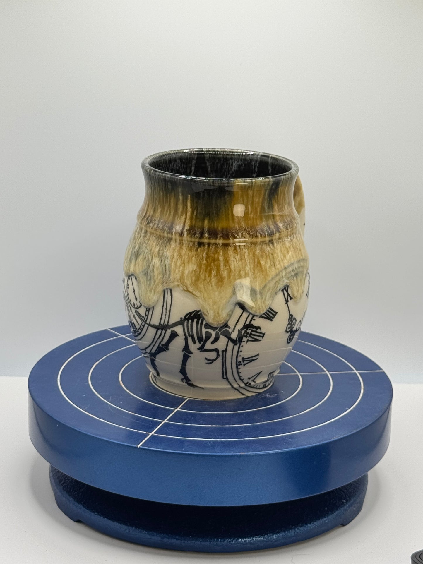 Clocks Stoneware Coffee and Tea Mug