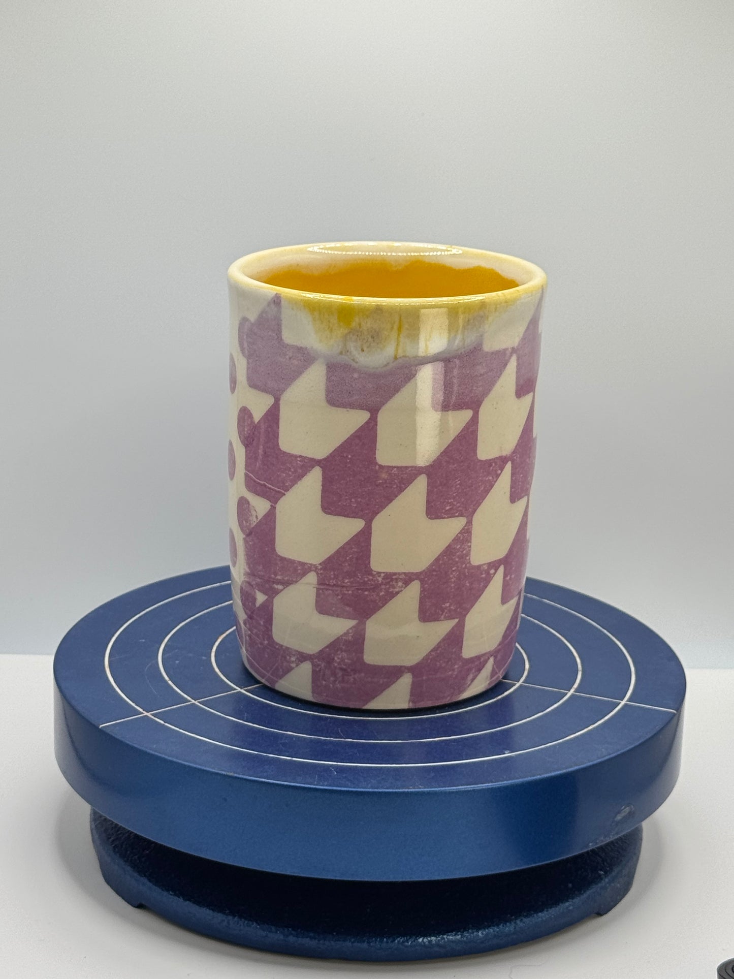 Houndstooth and Dots Stoneware Coffee and Tea Cup